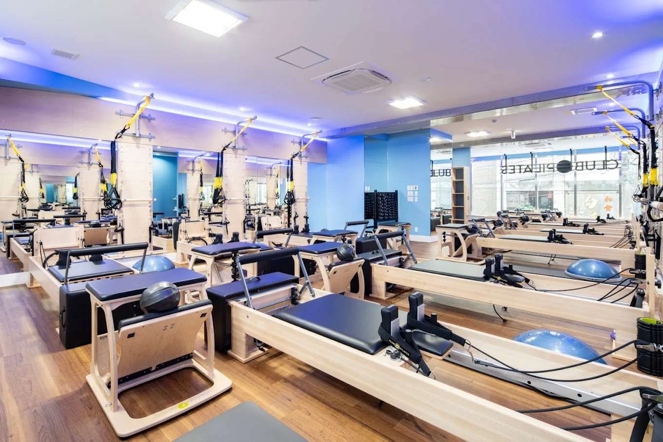 CLUB PILATES 二子玉川店